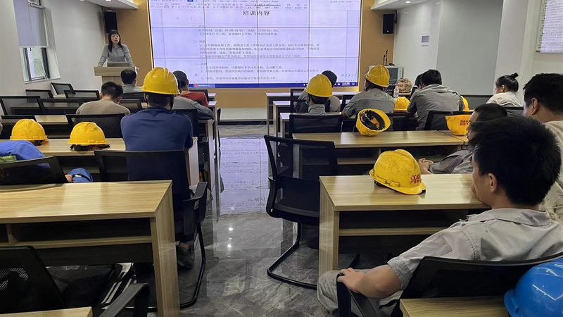 心理咨询师培训老师资质如何查验？关键步骤解析**