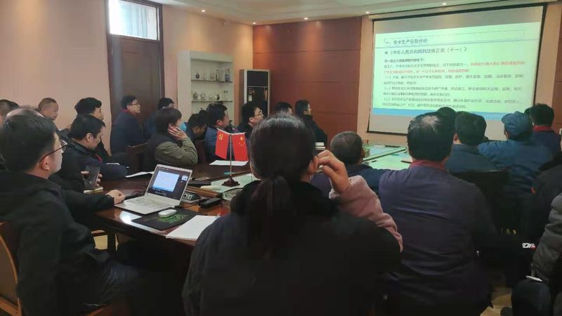 线上与线下：不同学习模式的成本构成